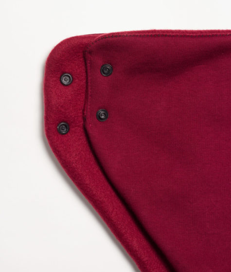 windbreaker_red_ruby_detail1