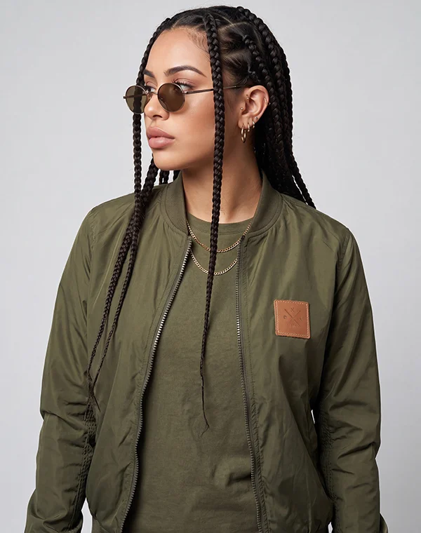 Woman Bomber Jacke Übergangsjacke Khaki Olive dunkelgrün grün Bomberjacke Fliegerjacke leichte Jacke Sommerjacke